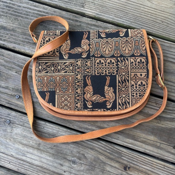 VTG Classical Tapestry Shoulder Bag - Picture 2 of 6